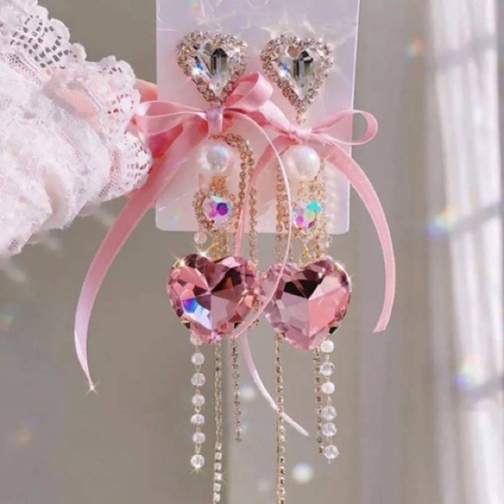 CRYSTAL PRINCESS DROP EARRINGS COQUETTE BOWS PEARLS GIRLY PINK - Picture 2 of 3